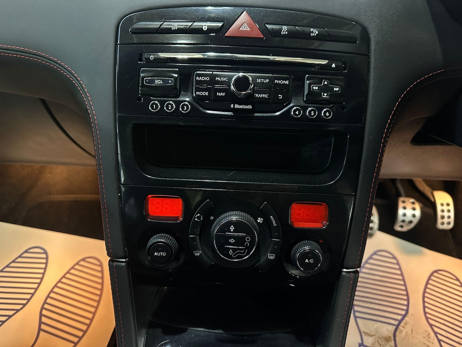 Used Peugeot RCZ 2015 for sale - 76801558: Photo 24