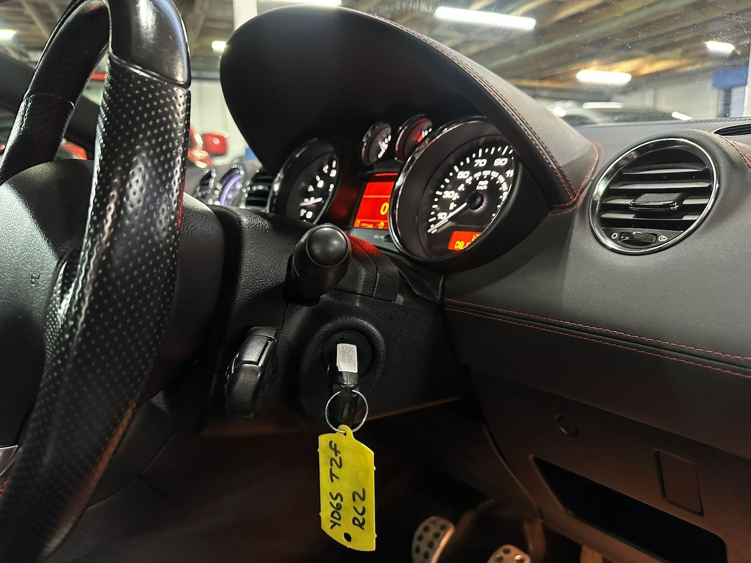 Used Peugeot RCZ 2015 for sale - 76801558: Photo 25