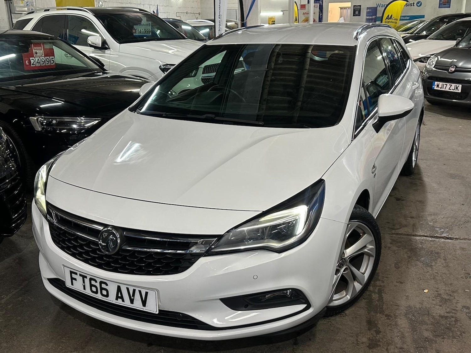 Used Vauxhall Astra for sale - 77175272: Photo 14