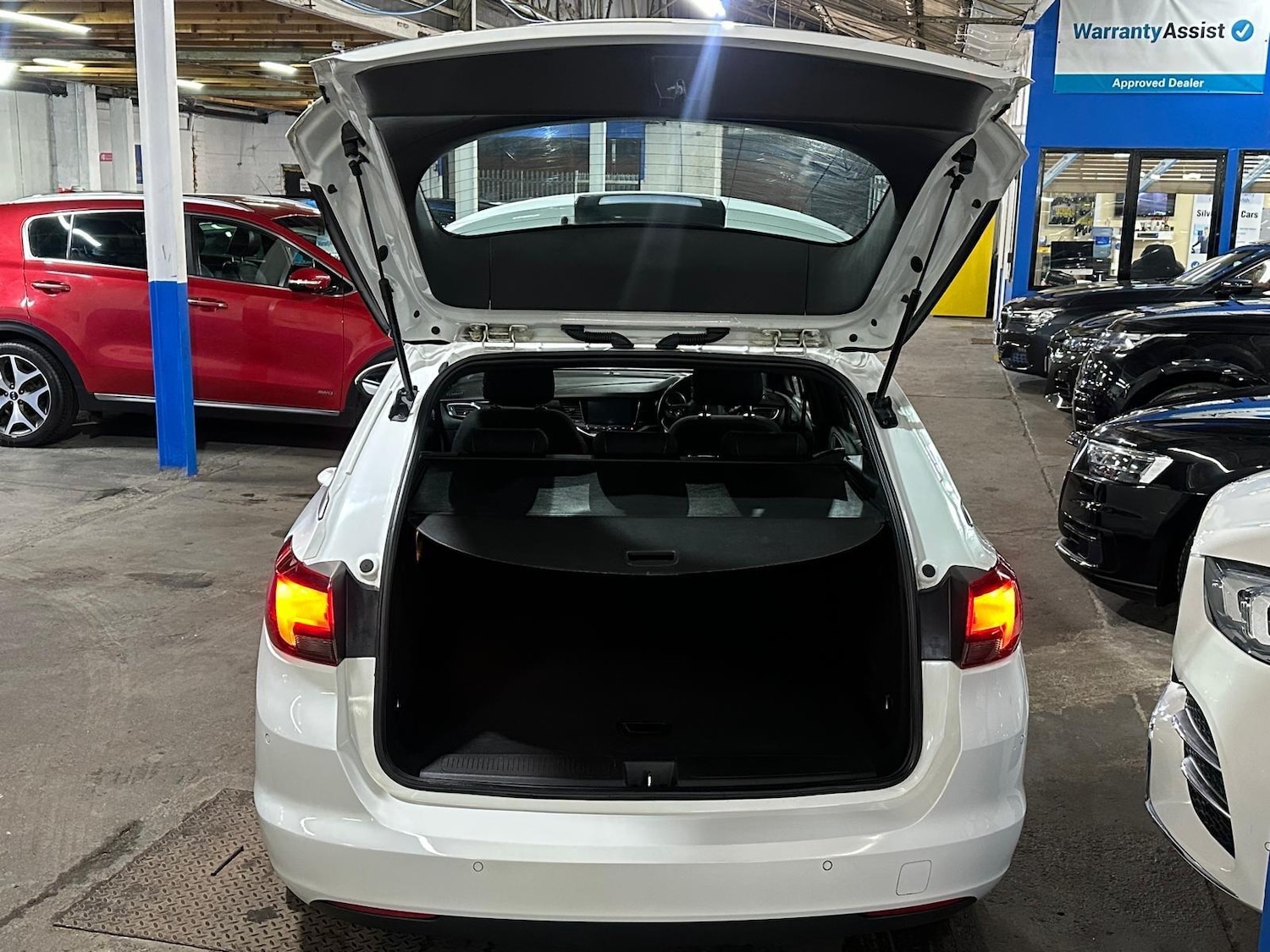 Used Vauxhall Astra for sale - 77175272: Photo 23