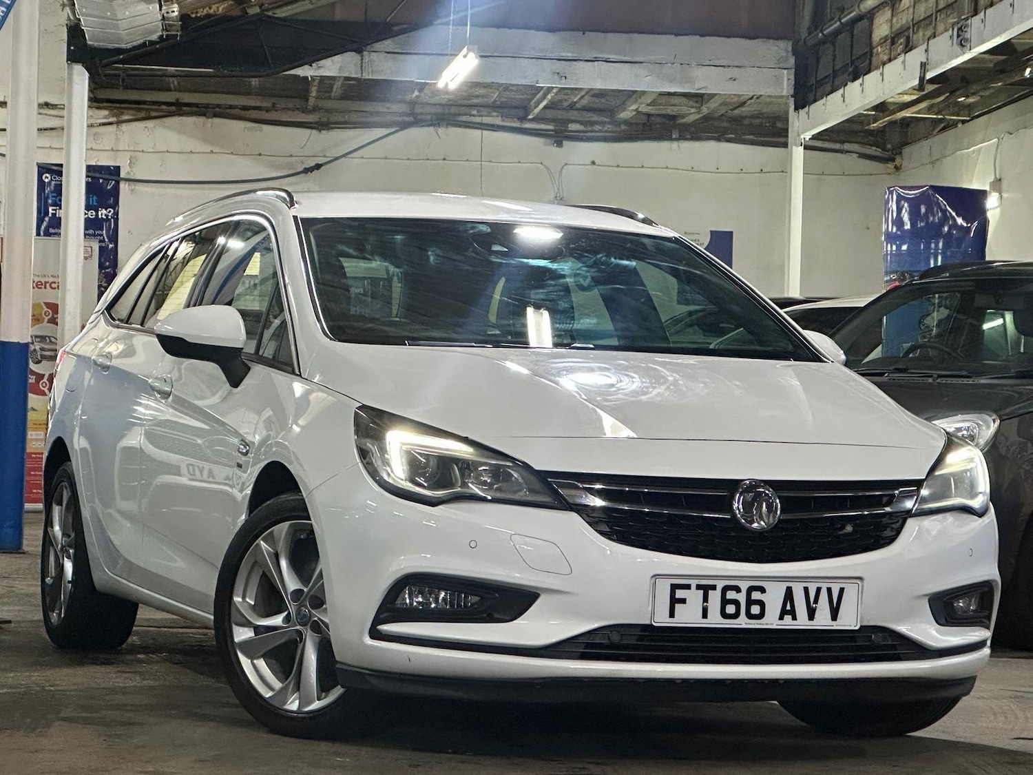 Used Vauxhall Astra for sale - 77175272: Photo 25