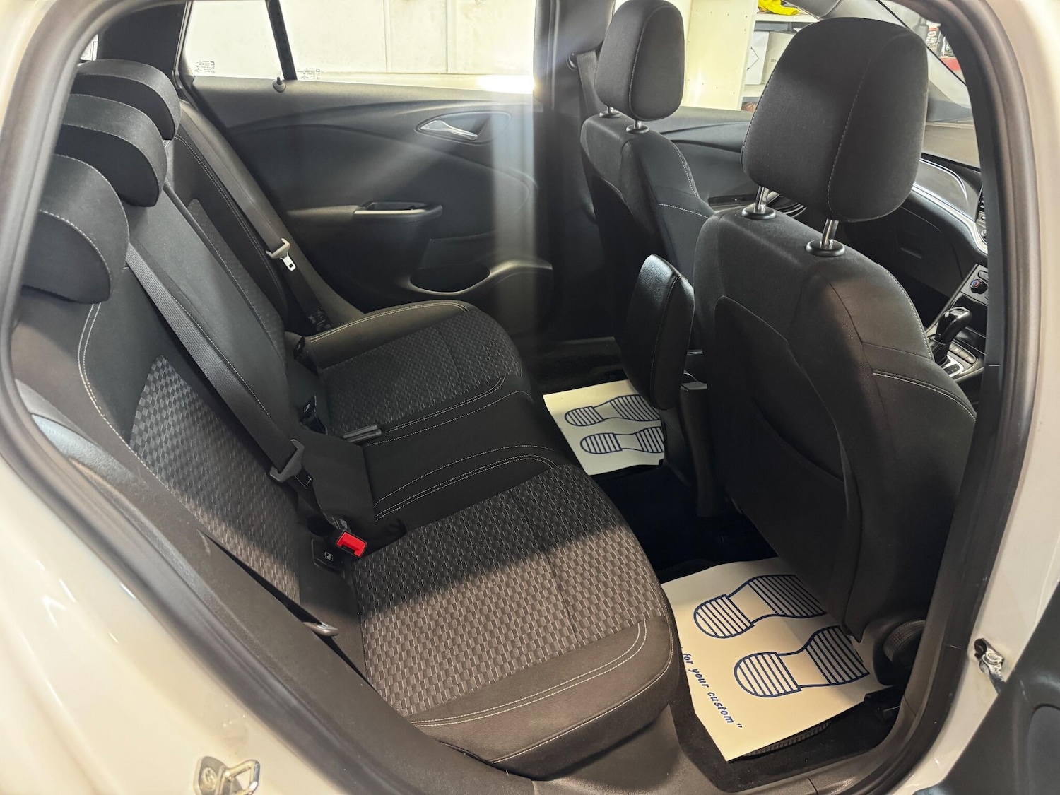 Used Vauxhall Astra for sale - 77175272: Photo 29