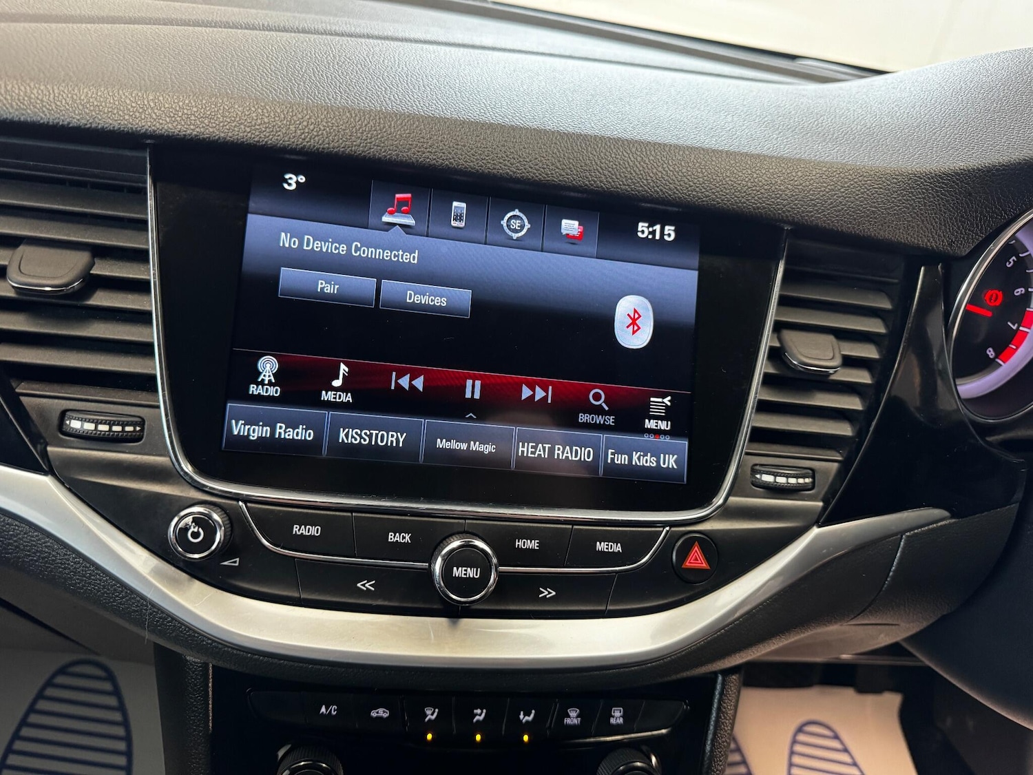 Used Vauxhall Astra for sale - 77175272: Photo 38