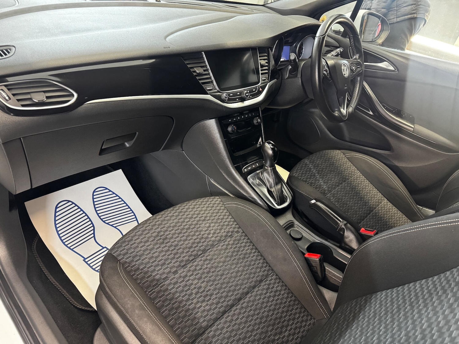 Used Vauxhall Astra for sale - 77175272: Photo 40