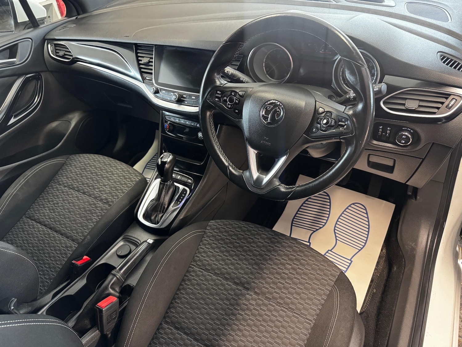 Used Vauxhall Astra for sale - 77175272: Photo 8