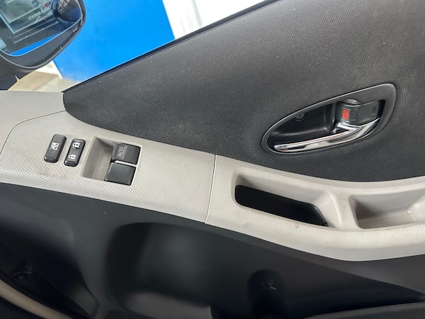 Used Toyota Yaris 2011 for sale - 75298168: Photo 19