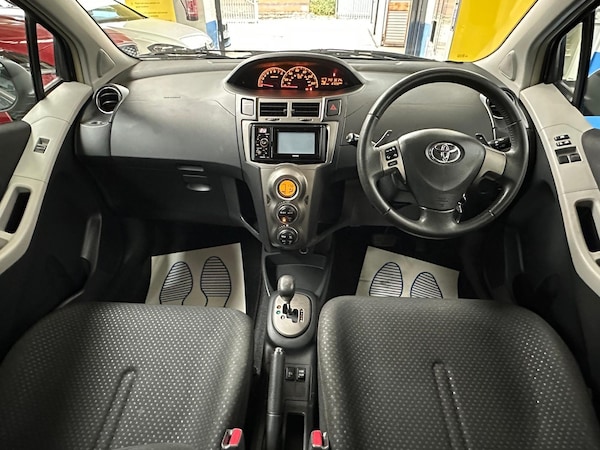 Used Toyota Yaris 2011 for sale - 75298168: Photo 7