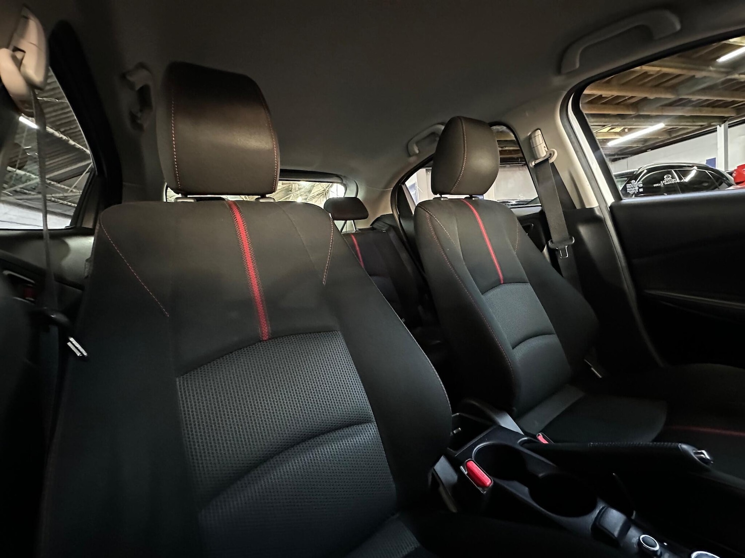 Used Mazda Mazda2 2016 for sale - 76801114: Photo 33