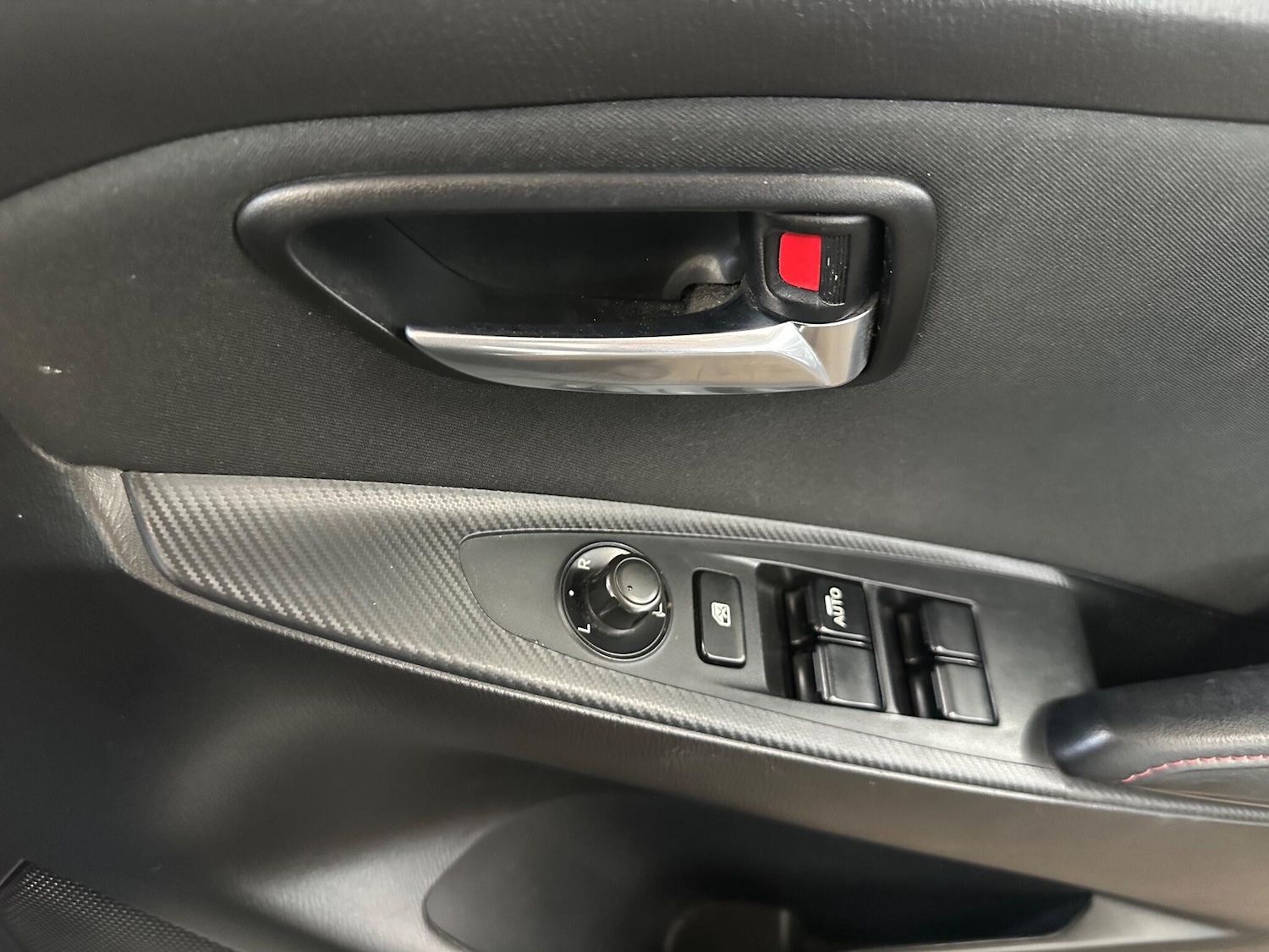 Used Mazda Mazda2 2016 for sale - 76801114: Photo 37