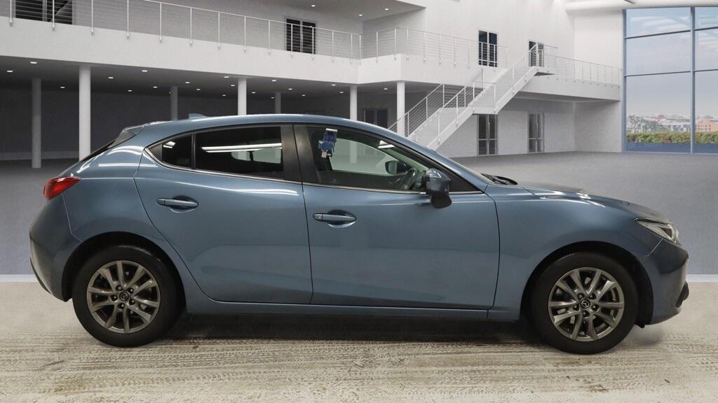 Used Mazda Mazda3 2015 for sale - 76765237: Photo 5