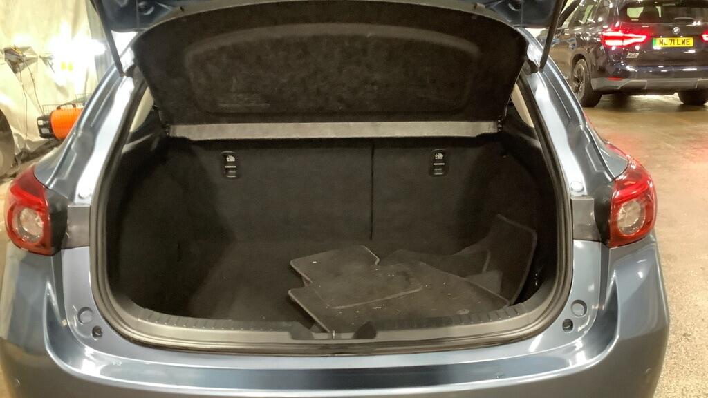 Used Mazda Mazda3 2015 for sale - 76765237: Photo 7