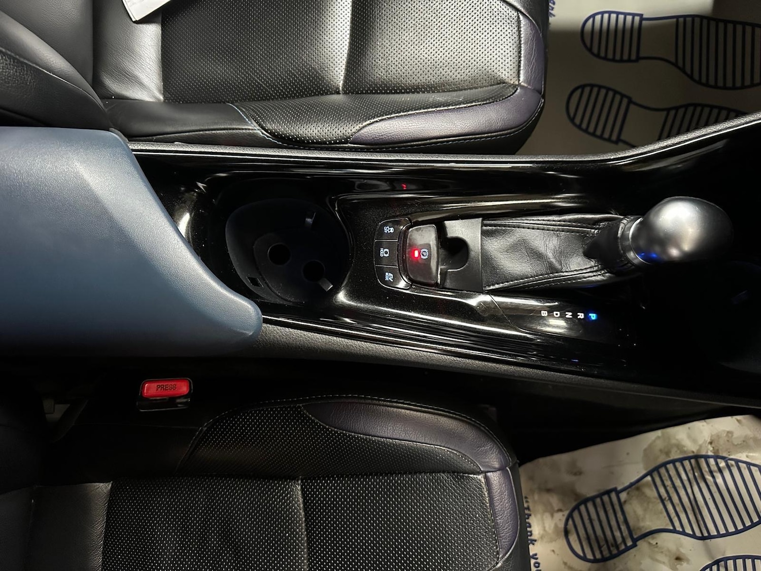 Used Toyota C-HR 2017 for sale - 76326409: Photo 21