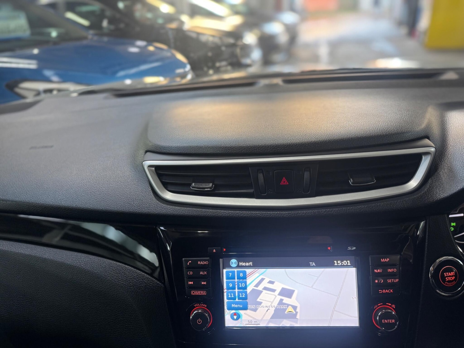 Used Nissan Qashqai for sale - 77017023: Photo 10