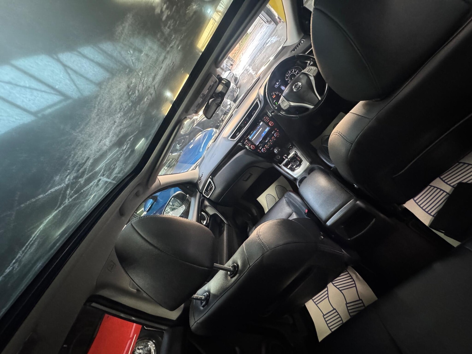 Used Nissan Qashqai for sale - 77017023: Photo 28