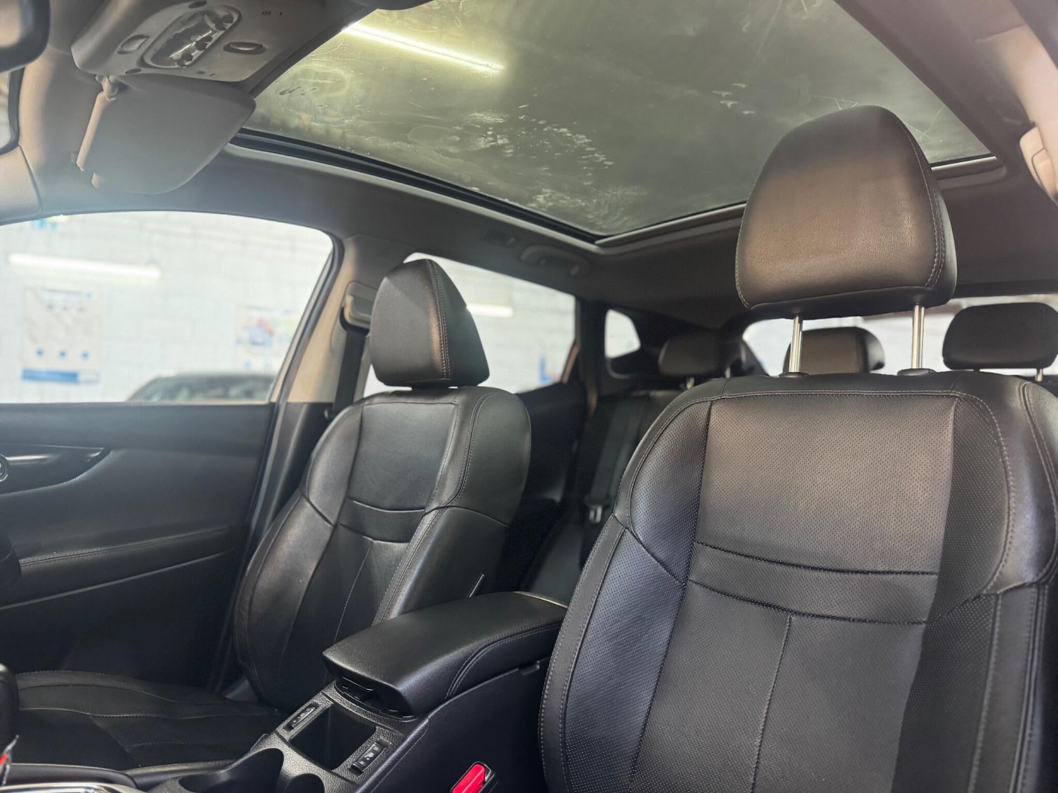 Used Nissan Qashqai for sale - 77017023: Photo 31