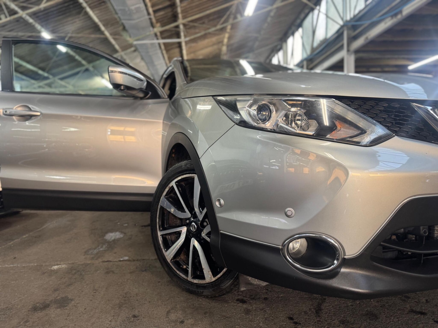 Used Nissan Qashqai for sale - 77017023: Photo 4