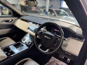 Used Land Rover Range Rover Velar 2018 for sale - 74690917: Photo
