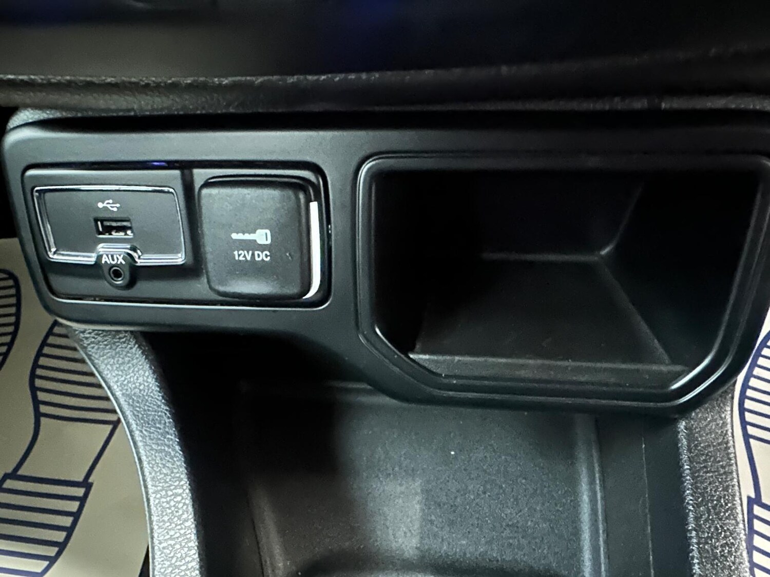 Used Jeep Renegade 2019 for sale - 76326819: Photo 35