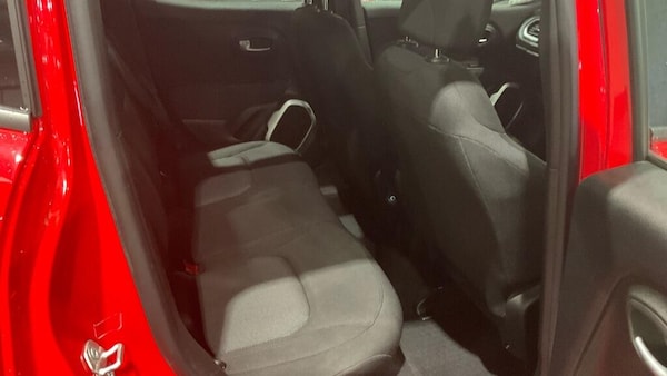 Used Jeep Renegade 2019 for sale - 76326819: Photo 8