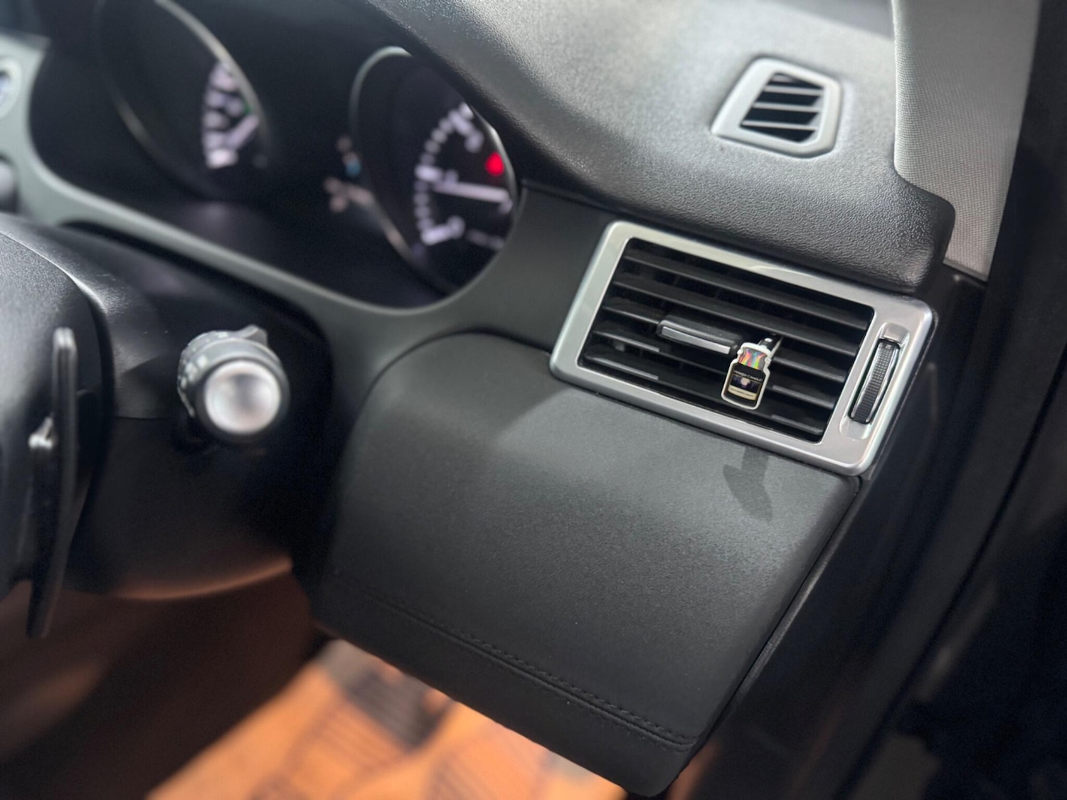 Used Land Rover Discovery Sport for sale - 77783740: Photo 44