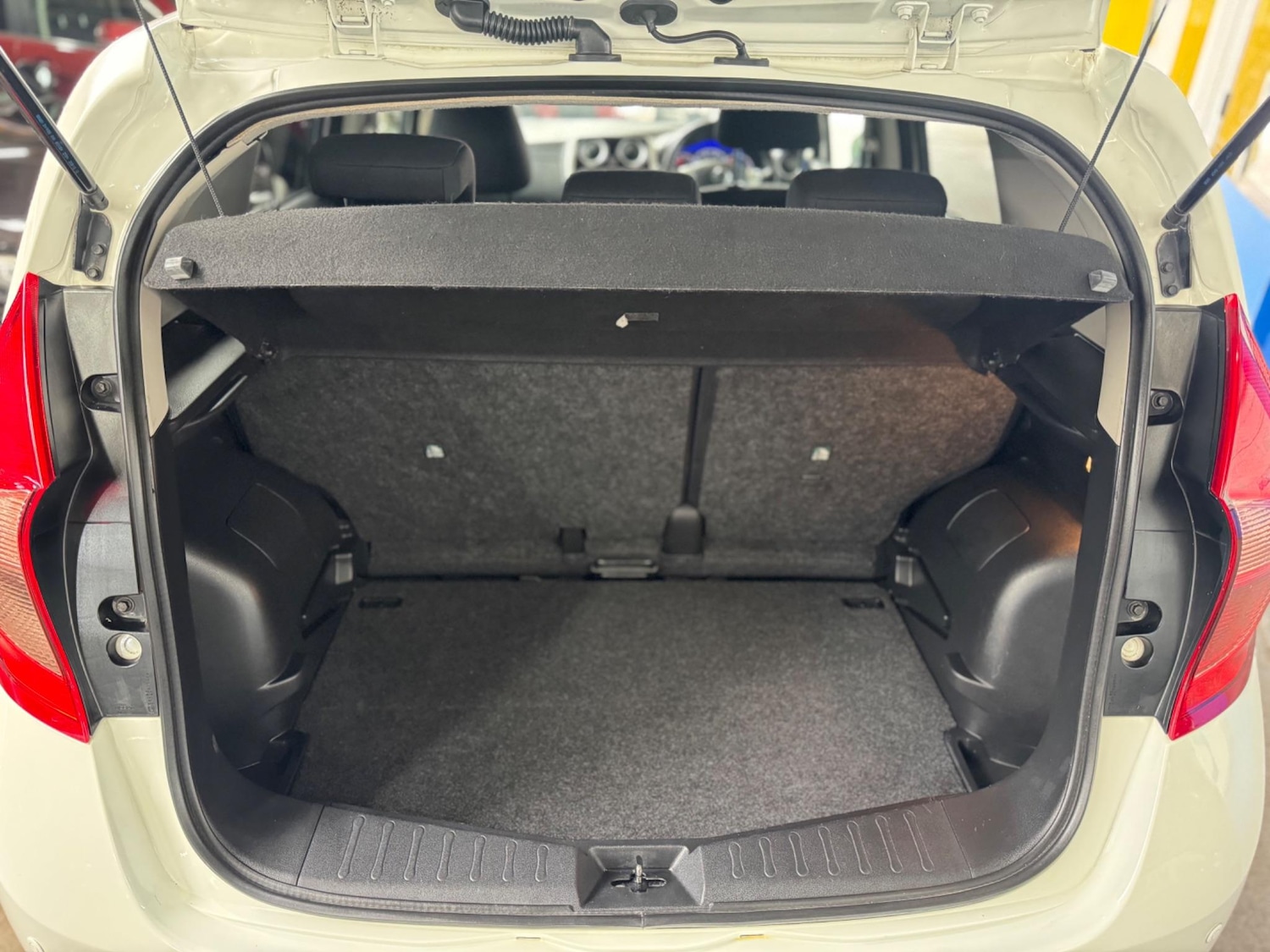 Vehicle 29