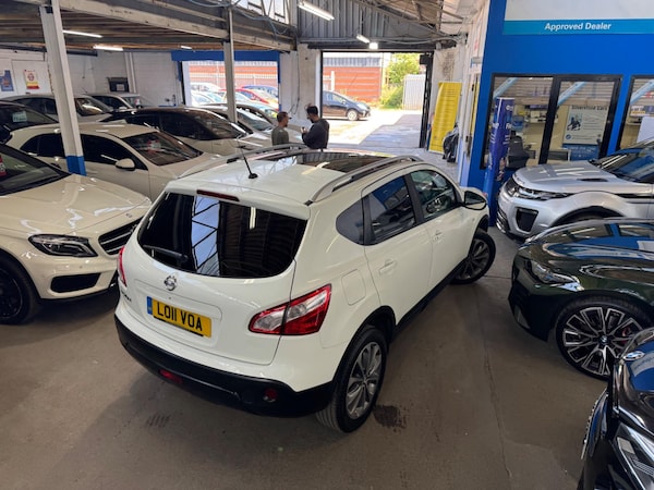 Used Nissan Qashqai 2011 for sale - 74679953: Photo 12