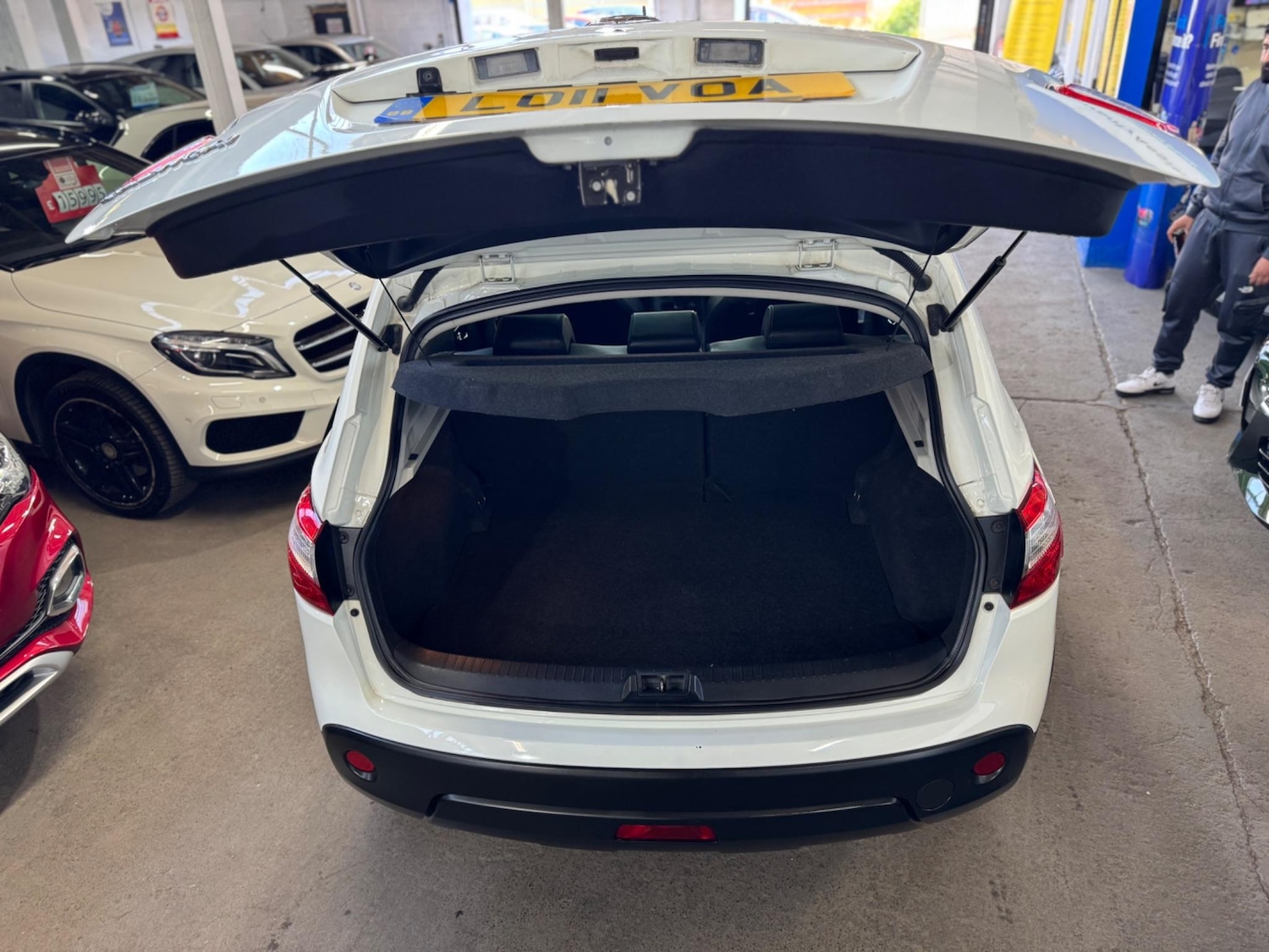 Vehicle 33