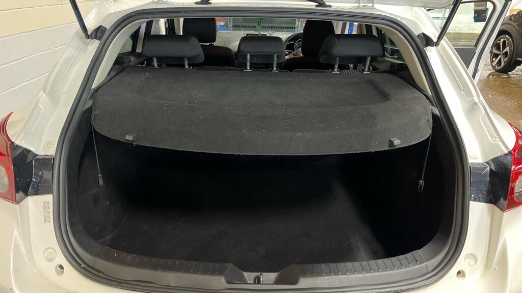 Used Mazda Mazda3 2015 for sale - 76327177: Photo 7