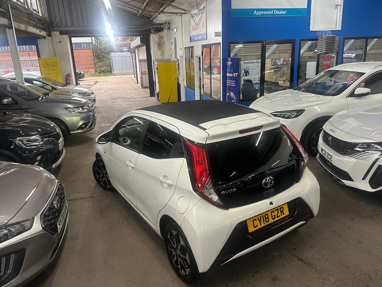 Used Toyota AYGO 2018 for sale - 76084377: Photo 10