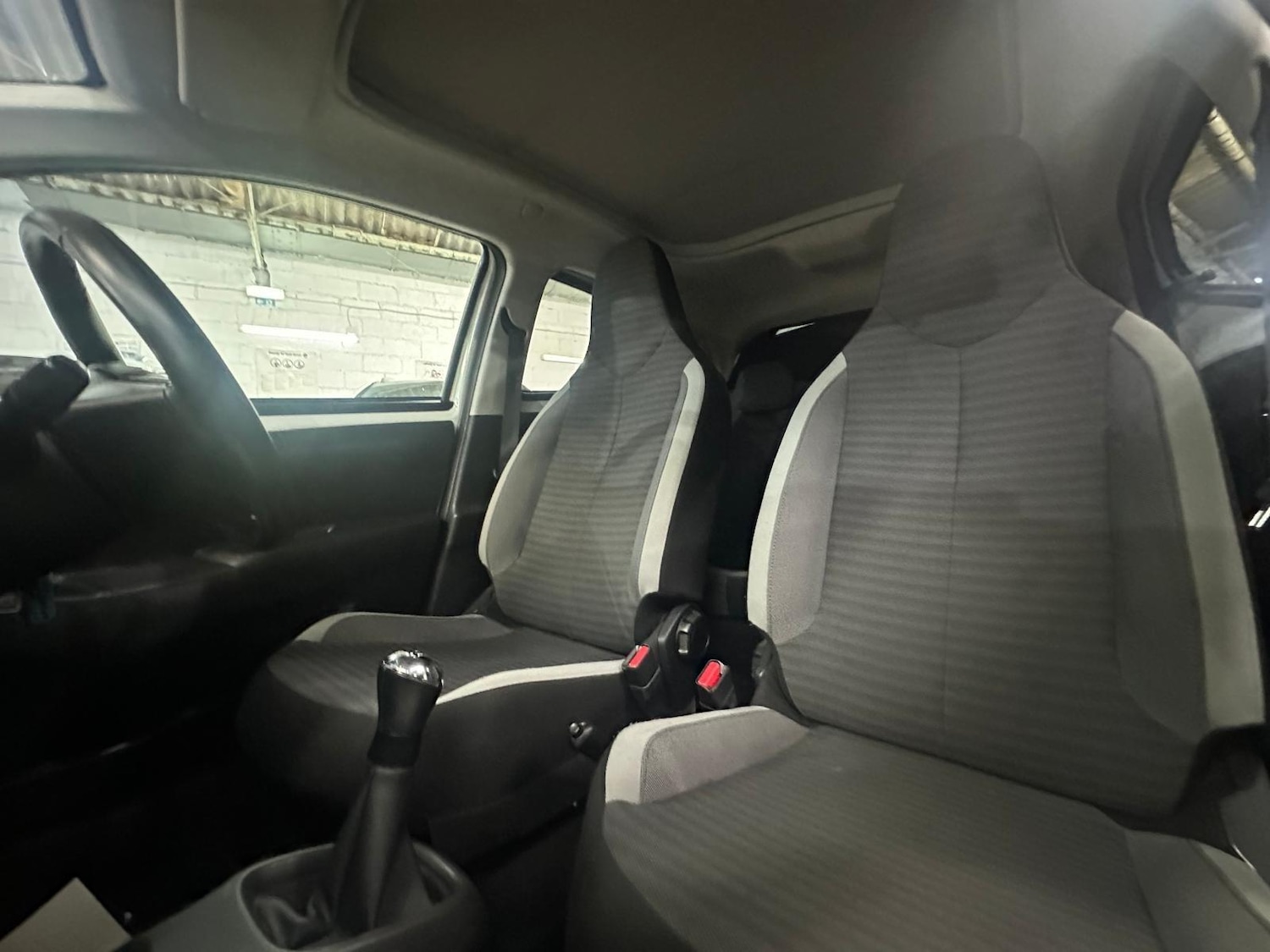 Used Toyota AYGO 2018 for sale - 76084377: Photo 21