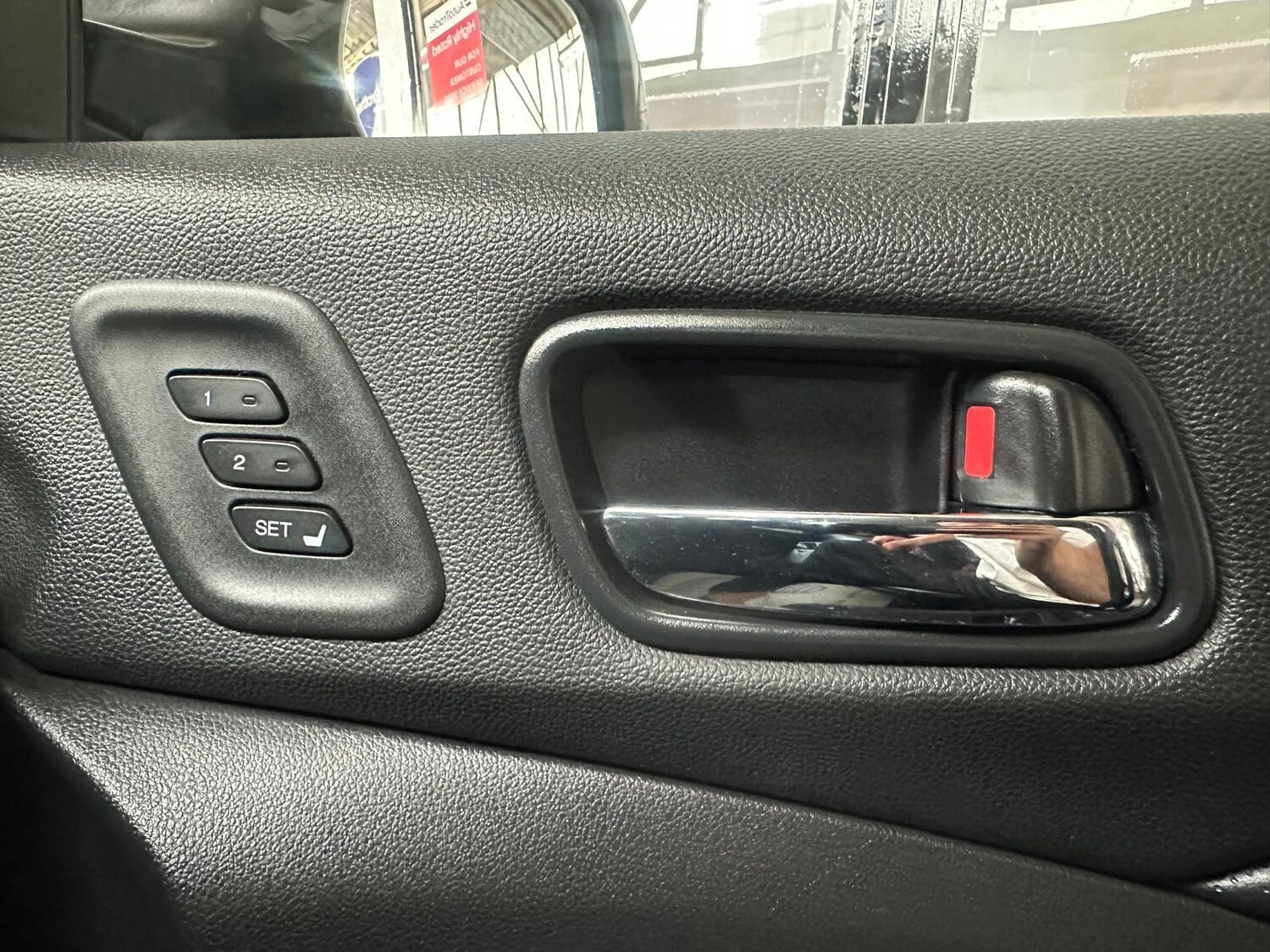 Used Honda CR-V 2014 for sale - 77840046: Photo 31