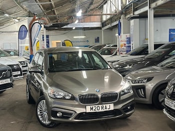 2015 (15) - 1.5 218i Luxury MPV 5dr Petrol Auto Euro 6 (s/s) (136 ps)