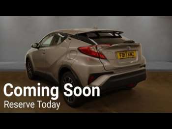 Used Toyota C-HR 2017 for sale - 74654200: Photo