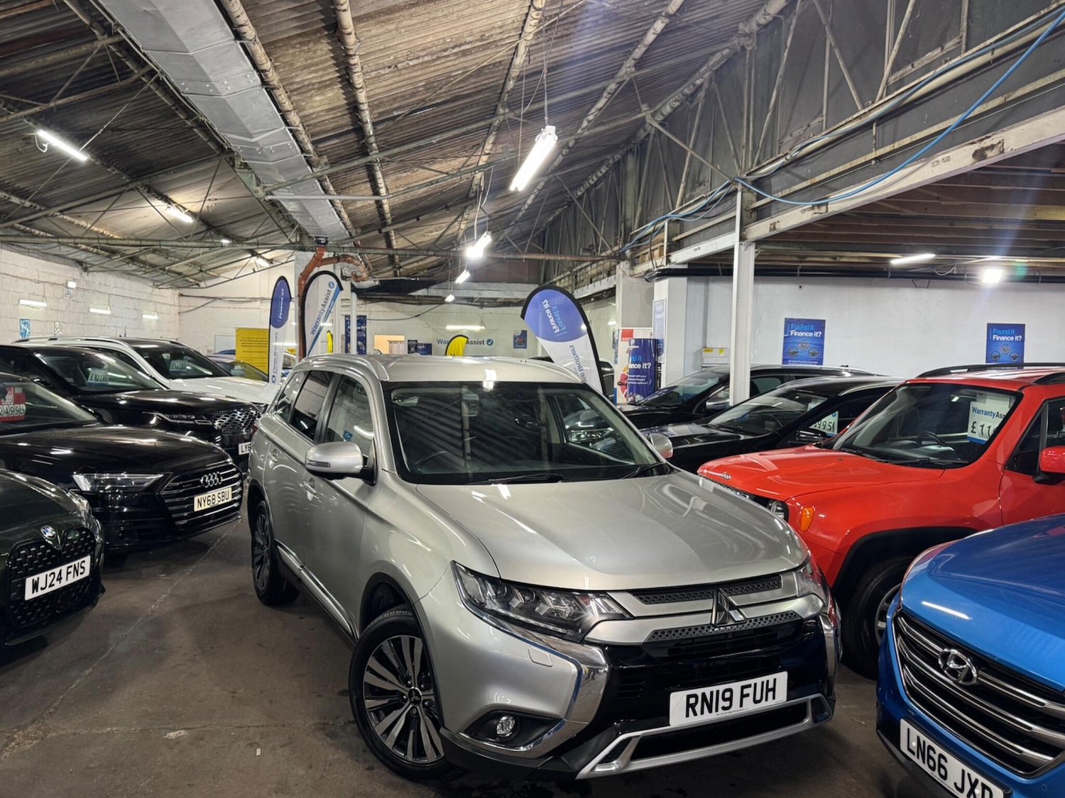 Used Mitsubishi Outlander 2019 for sale - 76965654: Photo 10