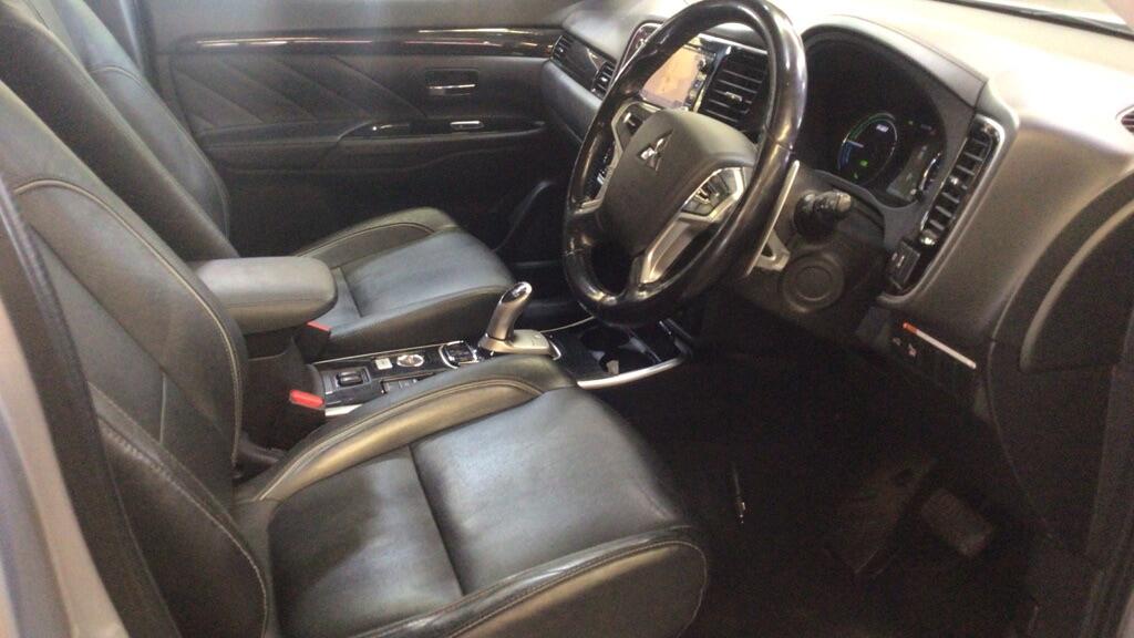 Used Mitsubishi Outlander 2017 for sale - 78157533: Photo 15