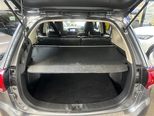 Used Mitsubishi Outlander 2017 for sale - 76295189: Photo 11