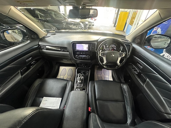 Used Mitsubishi Outlander 2017 for sale - 76295189: Photo 16