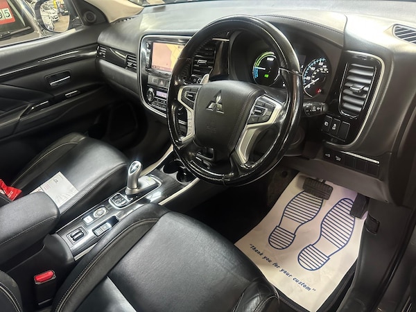 Used Mitsubishi Outlander 2017 for sale - 76295189: Photo 18