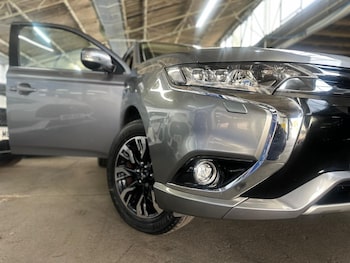 Used Mitsubishi Outlander 2017 for sale - 76295189: Photo 3