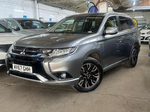 Used Mitsubishi Outlander 2017 for sale - 76295189: Photo 9