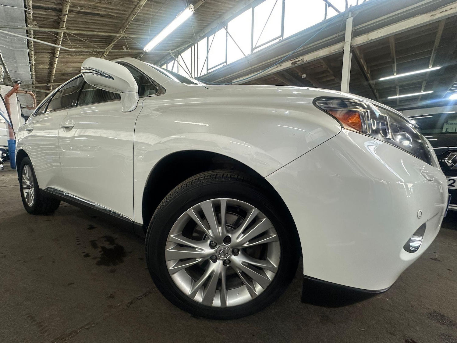 Used Lexus RX 2010 for sale - 76472255: Photo 8