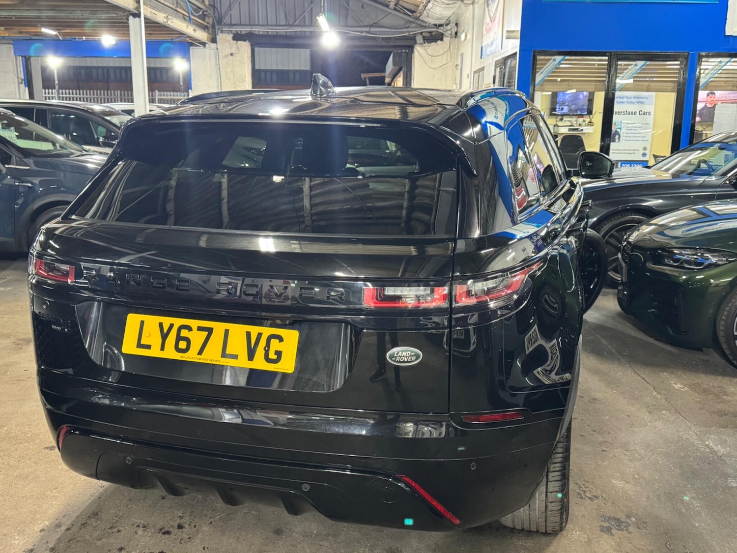 Used Land Rover Range Rover Velar 2018 for sale - 76538664: Photo 11