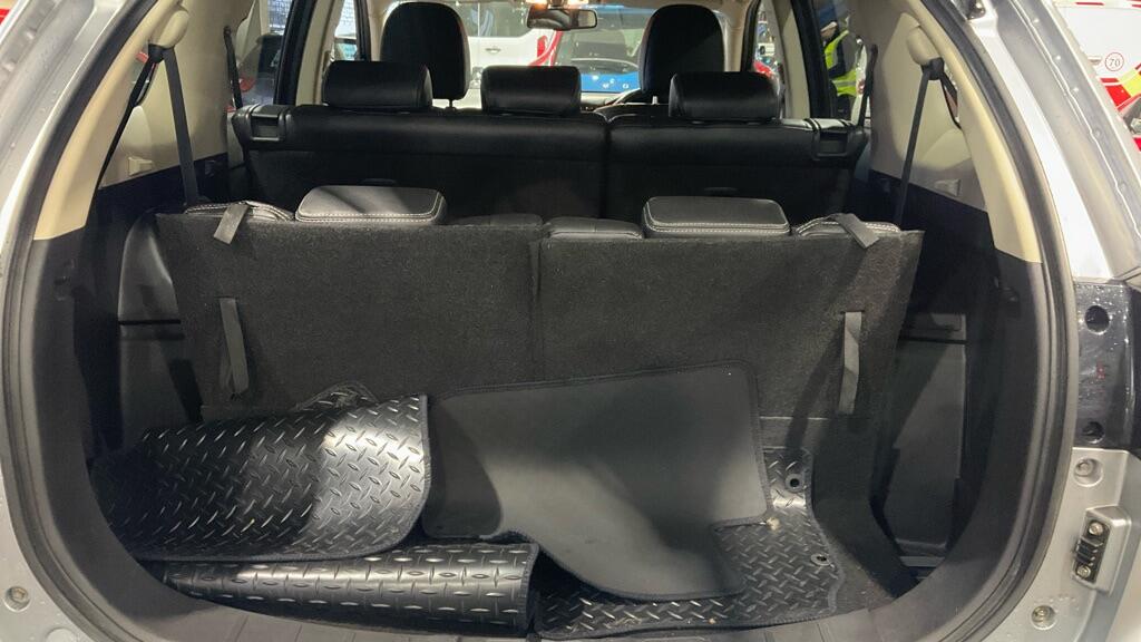 Used Mitsubishi Outlander 2016 for sale - 77598000: Photo 13