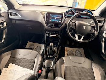 Used Peugeot 2008 2017 for sale - 78810384: Photo