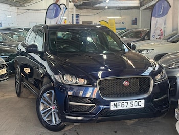 Used Jaguar F-Pace 2017 for sale - 77977612: Photo