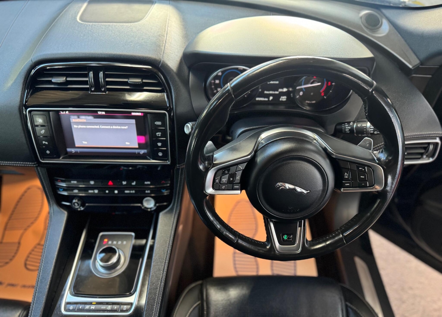 Used Jaguar F-Pace 2017 for sale - 77977612: Photo 21