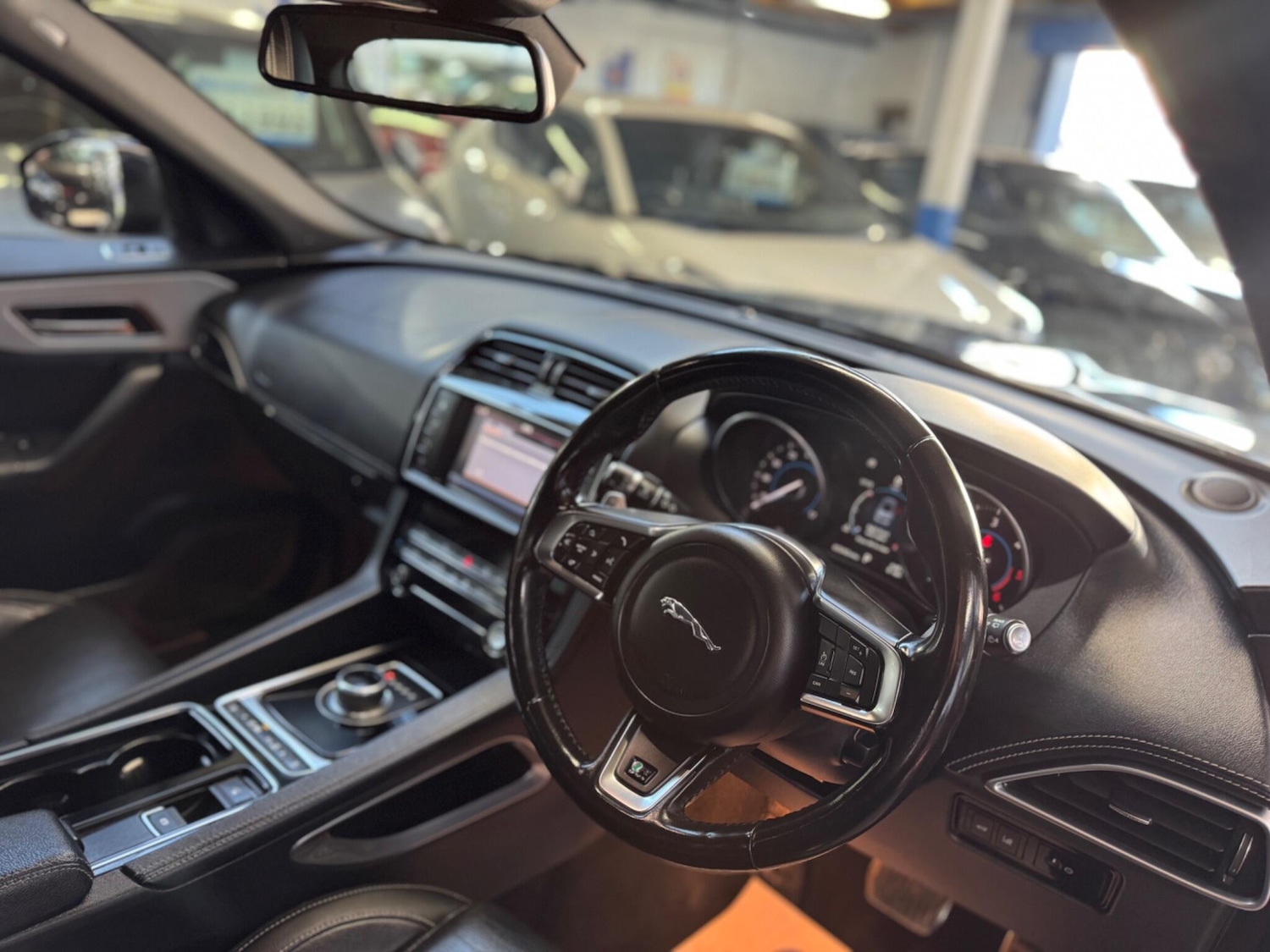 Used Jaguar F-Pace 2017 for sale - 77977612: Photo 23