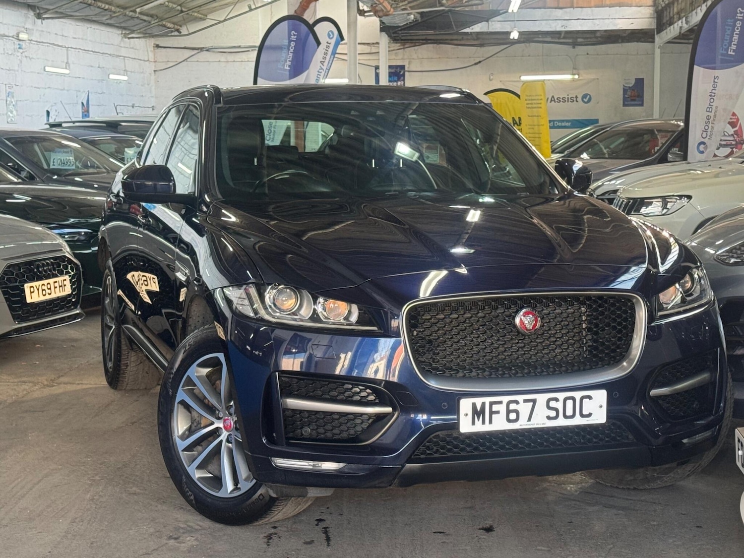 Used Jaguar F-Pace 2017 for sale - 77977612: Photo 4