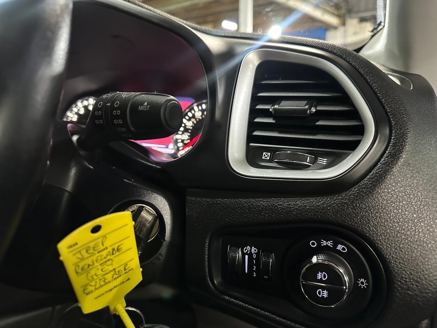 Used Jeep Renegade 2017 for sale - 76743624: Photo 31