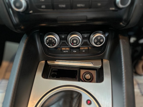 Used Audi TT 2011 for sale - 76136364: Photo 24